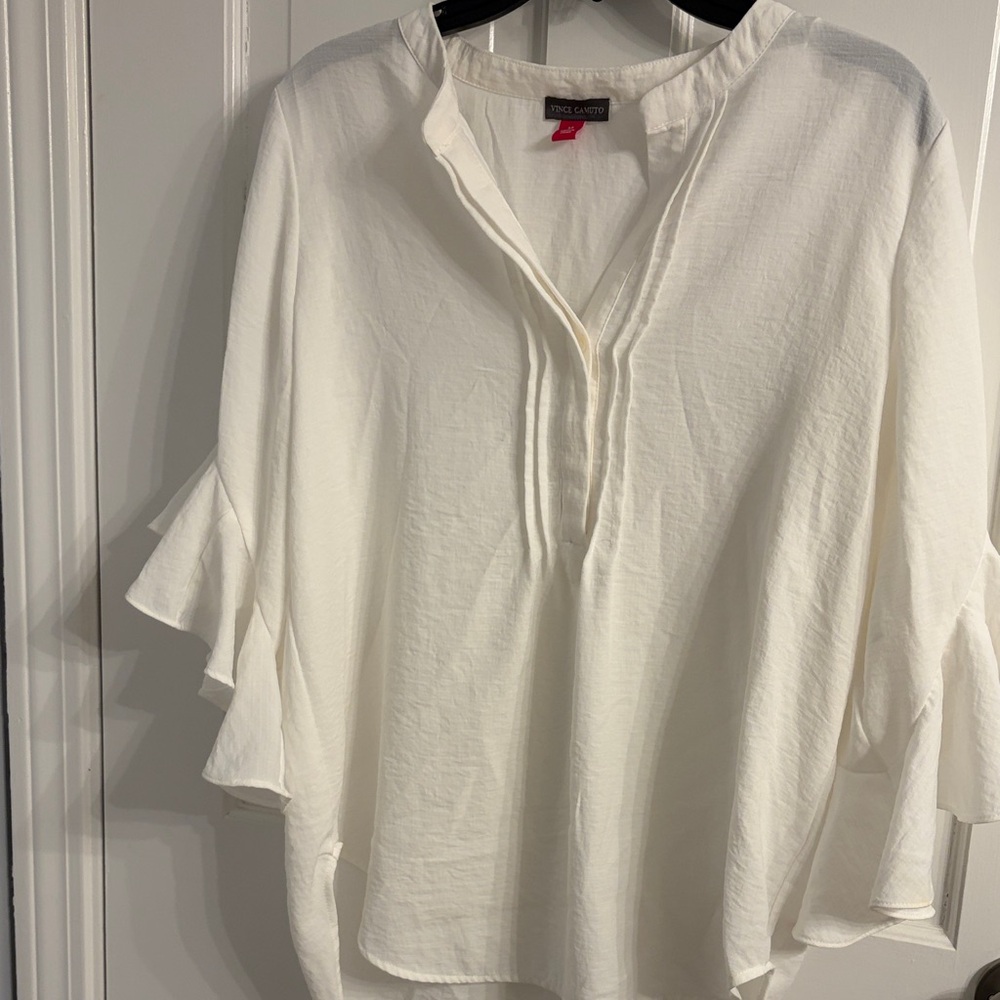 Vince Camuto Women's Cream Ruffle Blouse